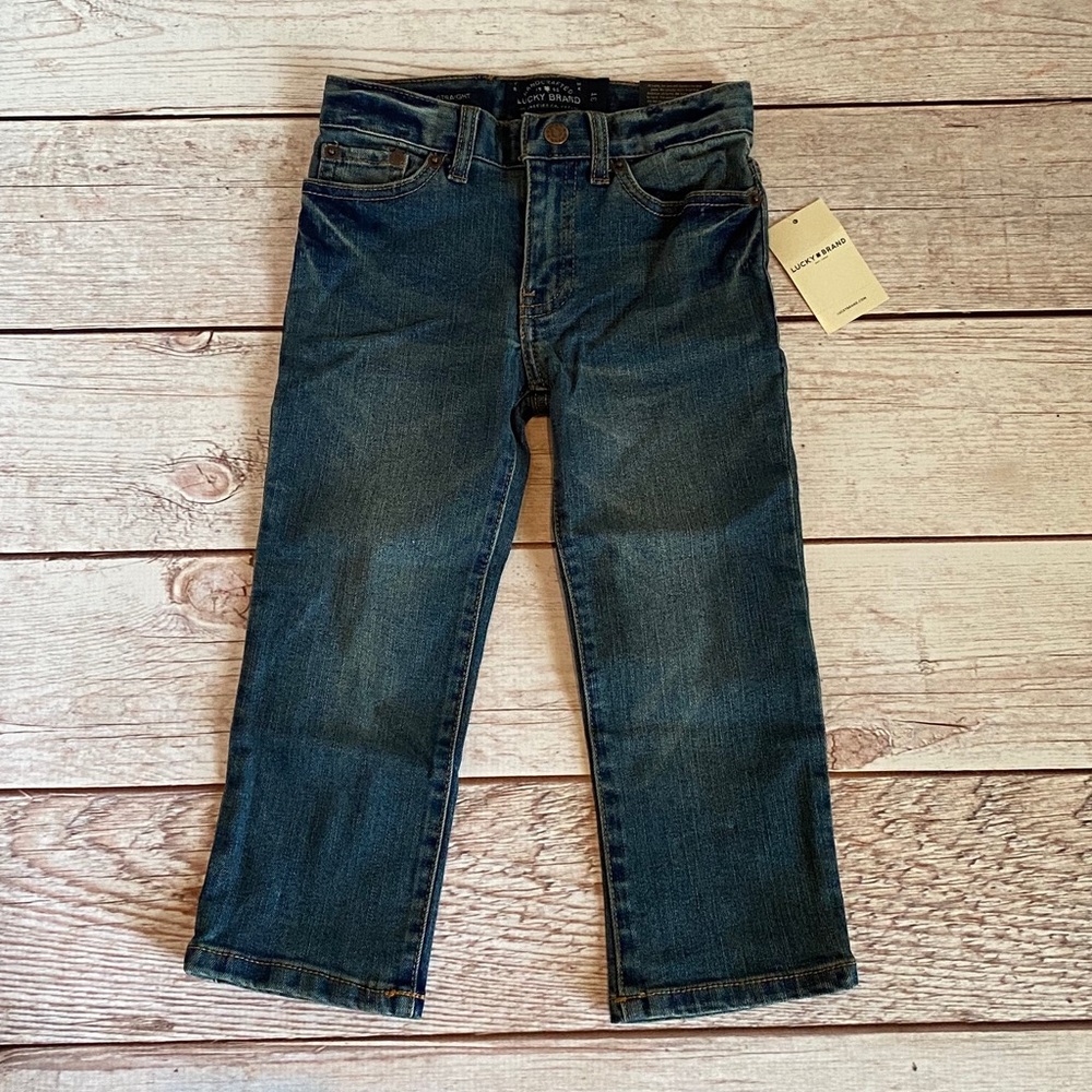 📌Lucky Brand • Classic Straight • Jeans